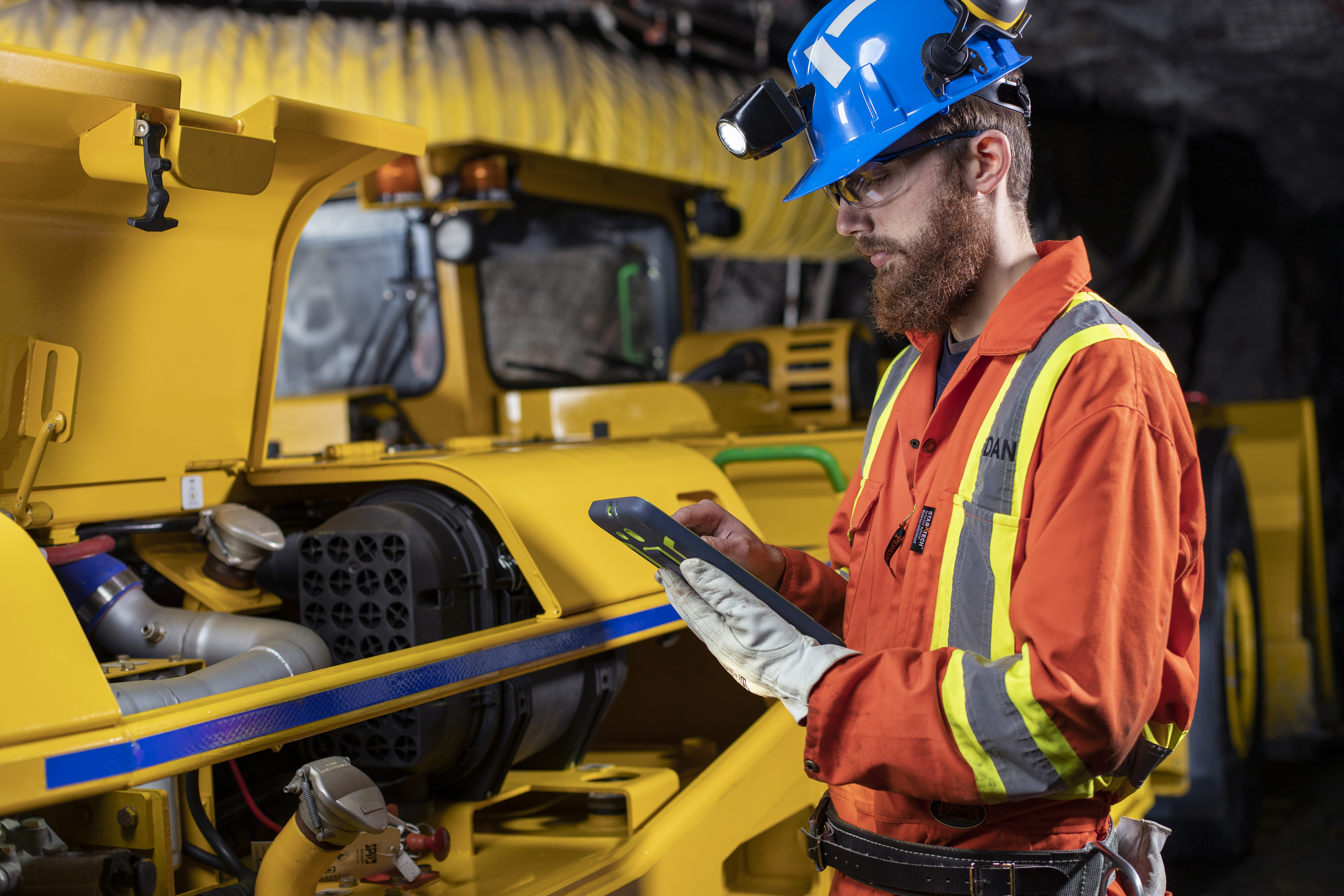 Underground hard rock haulage